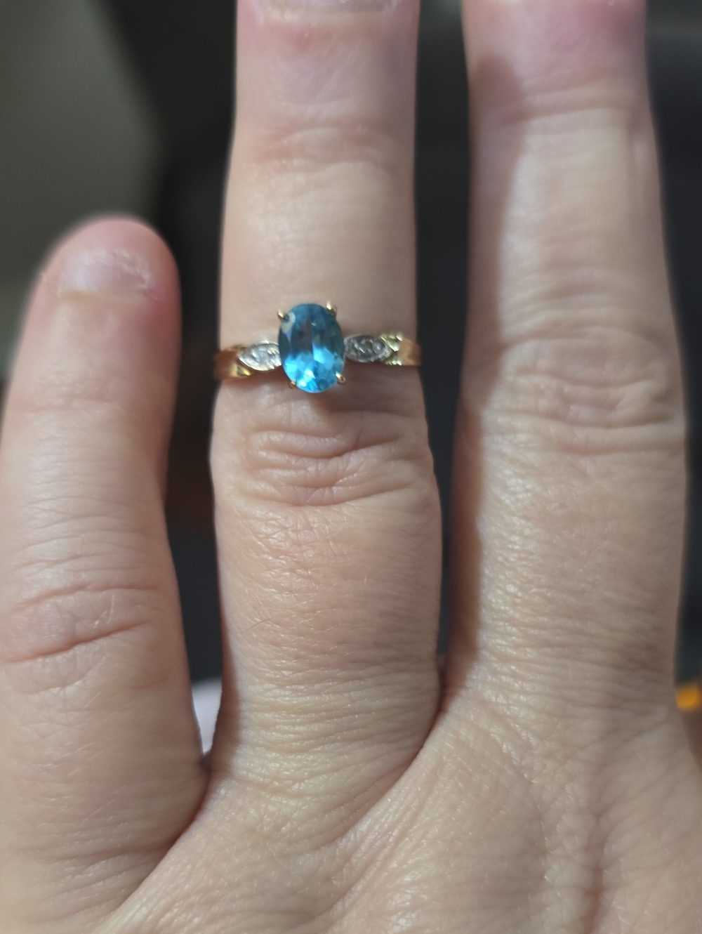 10k Gold Ring with Oval Apatite Gemstone and Diamond Accents - Picture 3 of 3